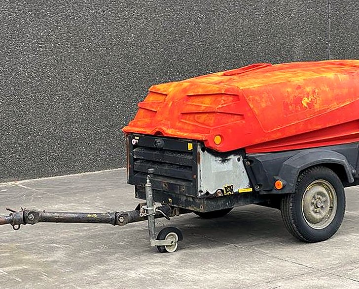 Pre-Owned Atlas Copco XAS 57 Portable Air Compressor, 106 CFM — 2005