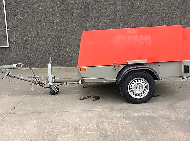 Pre-Owned Kaeser M 52 Portable Air Compressor, 184 CFM — 2011